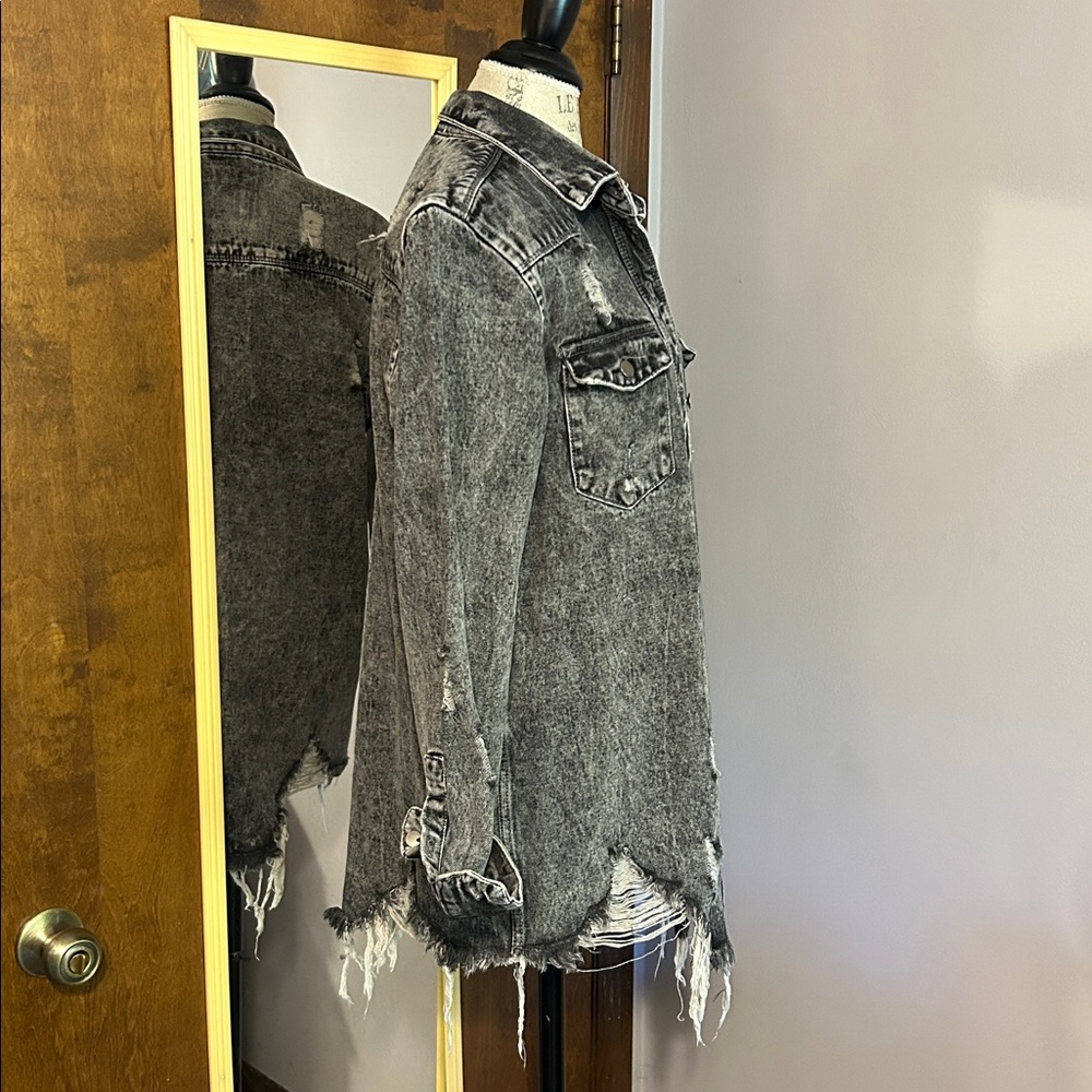 American Bazi Black Distressed Denim Jacket - Picture 4 of 11